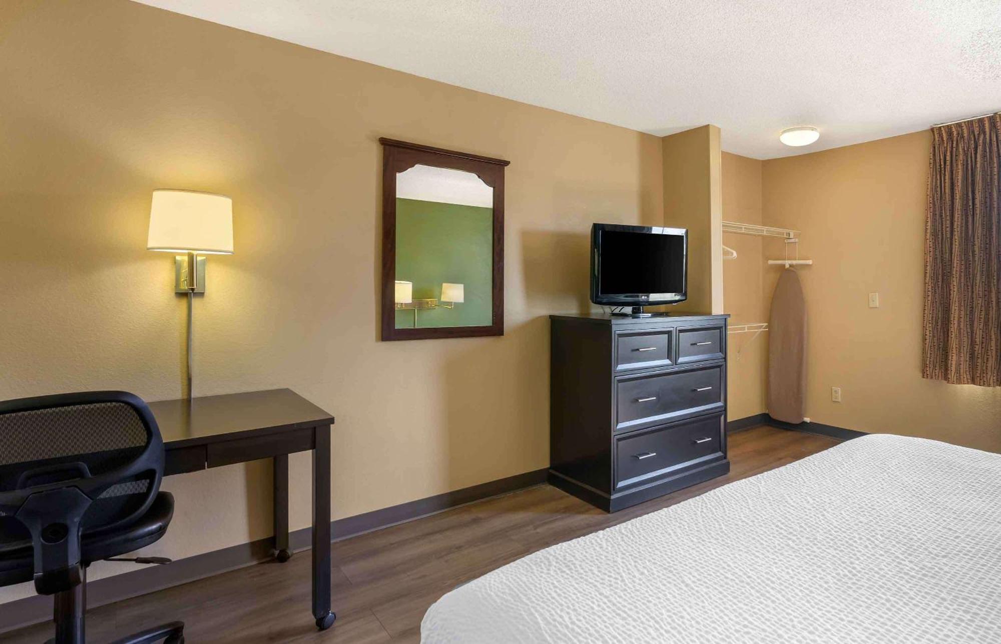 Extended Stay America Select Suites - Raleigh - Rdu Airport Morrisville Ngoại thất bức ảnh