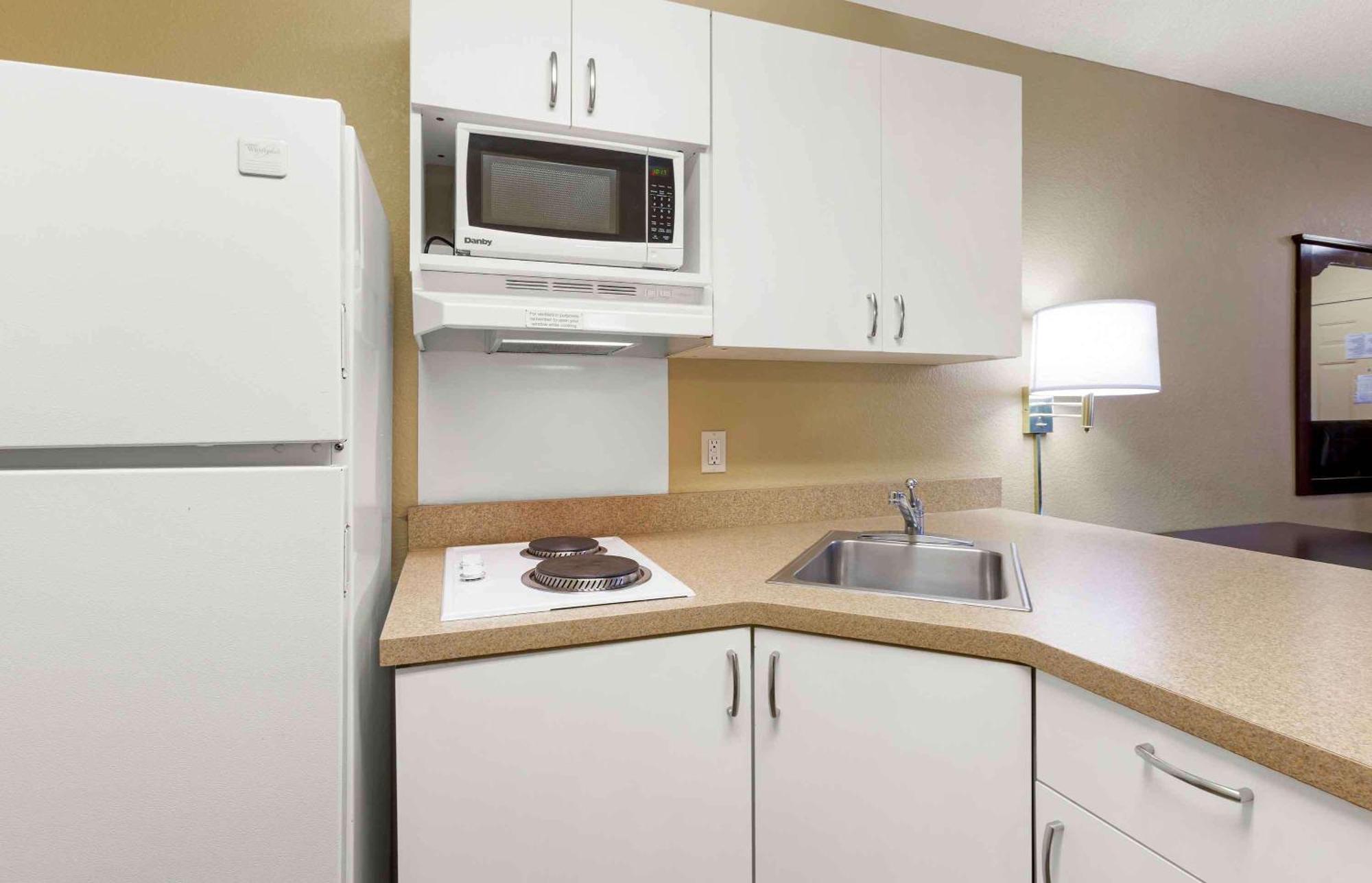 Extended Stay America Select Suites - Raleigh - Rdu Airport Morrisville Ngoại thất bức ảnh